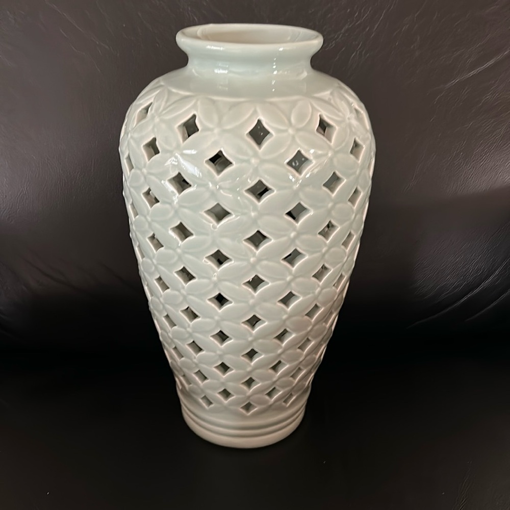 Elegant Providence Mint Green Ceramic Vase
